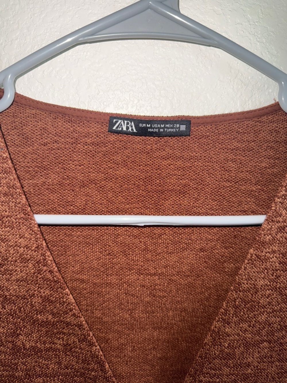 5 for $10 Zara size M Burnt Orange brown V-Neck Knit cardigan cute gold buttons - Picture 2 of 3